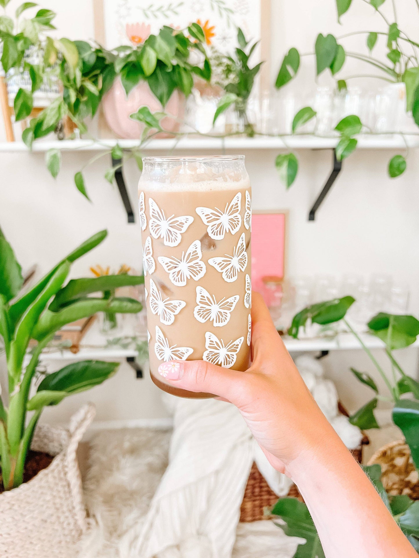 20oz White Butterflies Iced Coffee Beer Can Glass