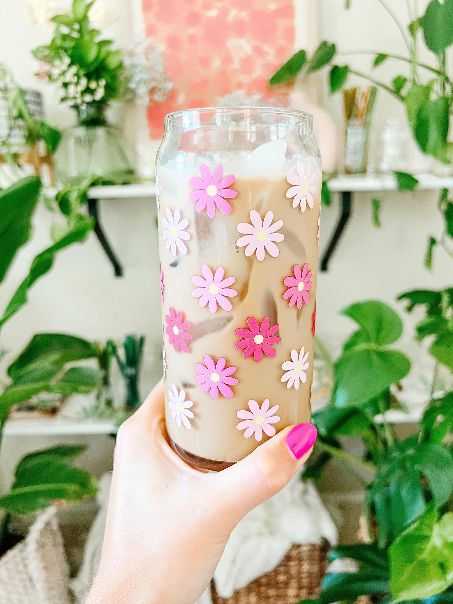 20oz Pink Daisy Iced Coffee Beer Can Glass